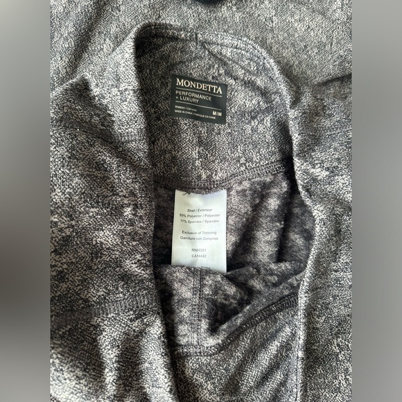 Mondetta‎ Gray Two-Piece Activewear Set - Picture 6 of 8